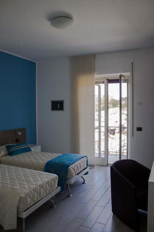 Le Ninfe Otel Siraküza Oda fotoğraf